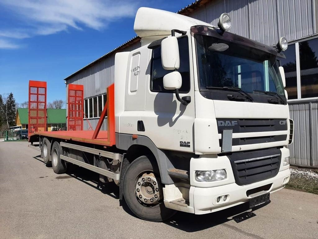DAF 85.410 6X2 CAR TRANSPORTER - Camión portavehículos: foto 4 DAF 85.410 6X2 CAR TRANSPORTER - Camión portavehículos: foto 4