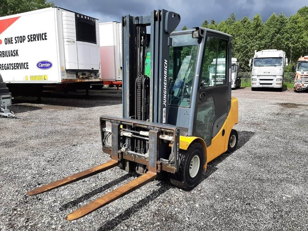 Jungheinrich DFG 430s 43kW - Carretilla elevadora diésel: foto 1 Jungheinrich DFG 430s 43kW - Carretilla elevadora diésel: foto 1