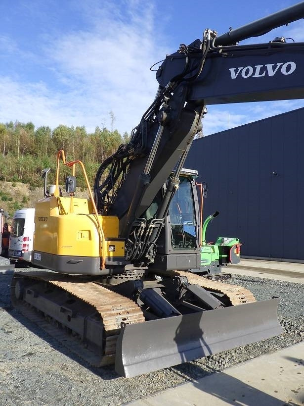 Volvo ECR 235 D - Excavadora de cadenas: foto 4 Volvo ECR 235 D - Excavadora de cadenas: foto 4