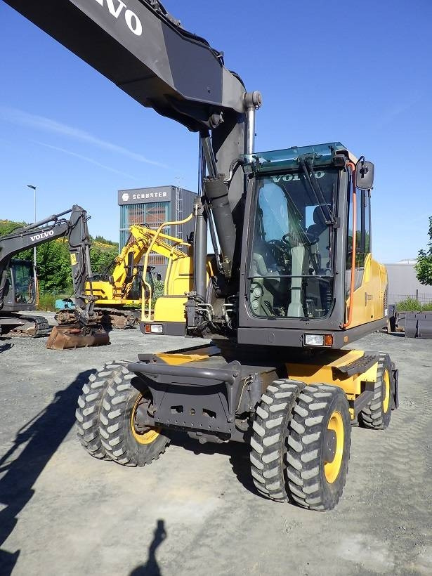 Volvo EW 180 C - Excavadora de ruedas: foto 2 Volvo EW 180 C - Excavadora de ruedas: foto 2