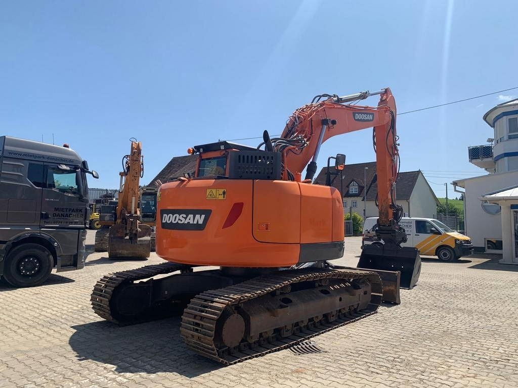 Doosan DX 235 LCR-5 - Excavadora de cadenas: foto 5 Doosan DX 235 LCR-5 - Excavadora de cadenas: foto 5