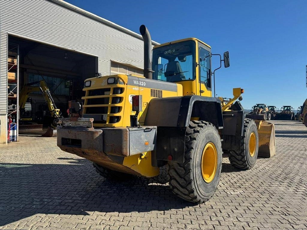 Komatsu WA 320-3H - Cargadora de ruedas: foto 5 Komatsu WA 320-3H - Cargadora de ruedas: foto 5