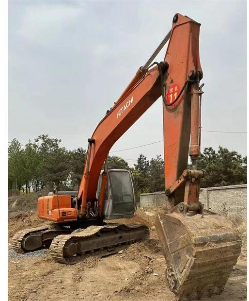 2017 Hitachi 200-5 - Excavadora de cadenas: foto 5 2017 Hitachi 200-5 - Excavadora de cadenas: foto 5