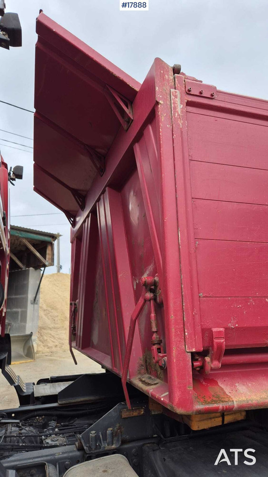 Camión volquete 2003 MAN TGA 26.413: foto 17 Camión volquete 2003 MAN TGA 26.413: foto 17