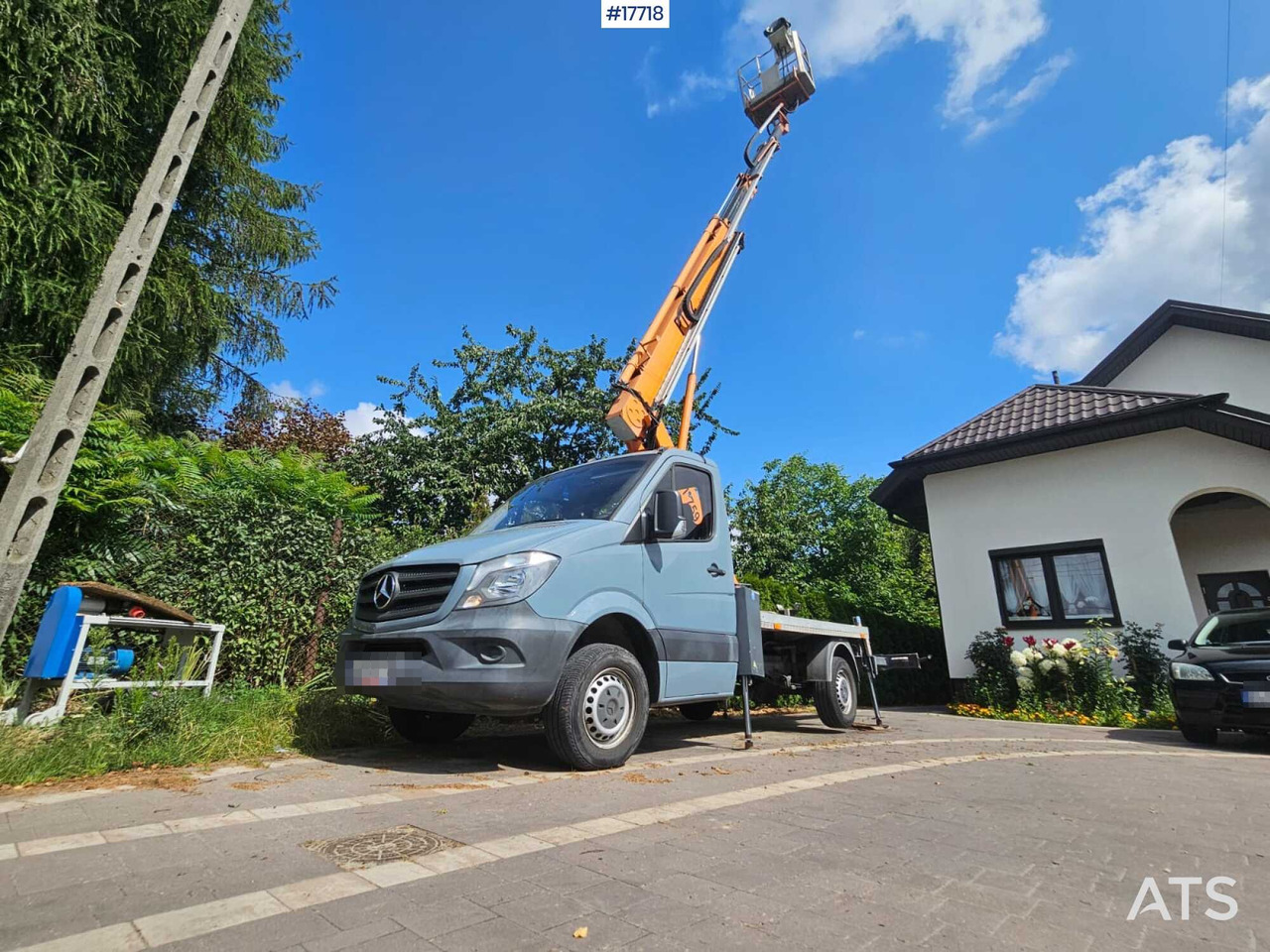 Camión con plataforma elevadora 2014 Mercedes-Benz Sprinter: foto 10 Camión con plataforma elevadora 2014 Mercedes-Benz Sprinter: foto 10