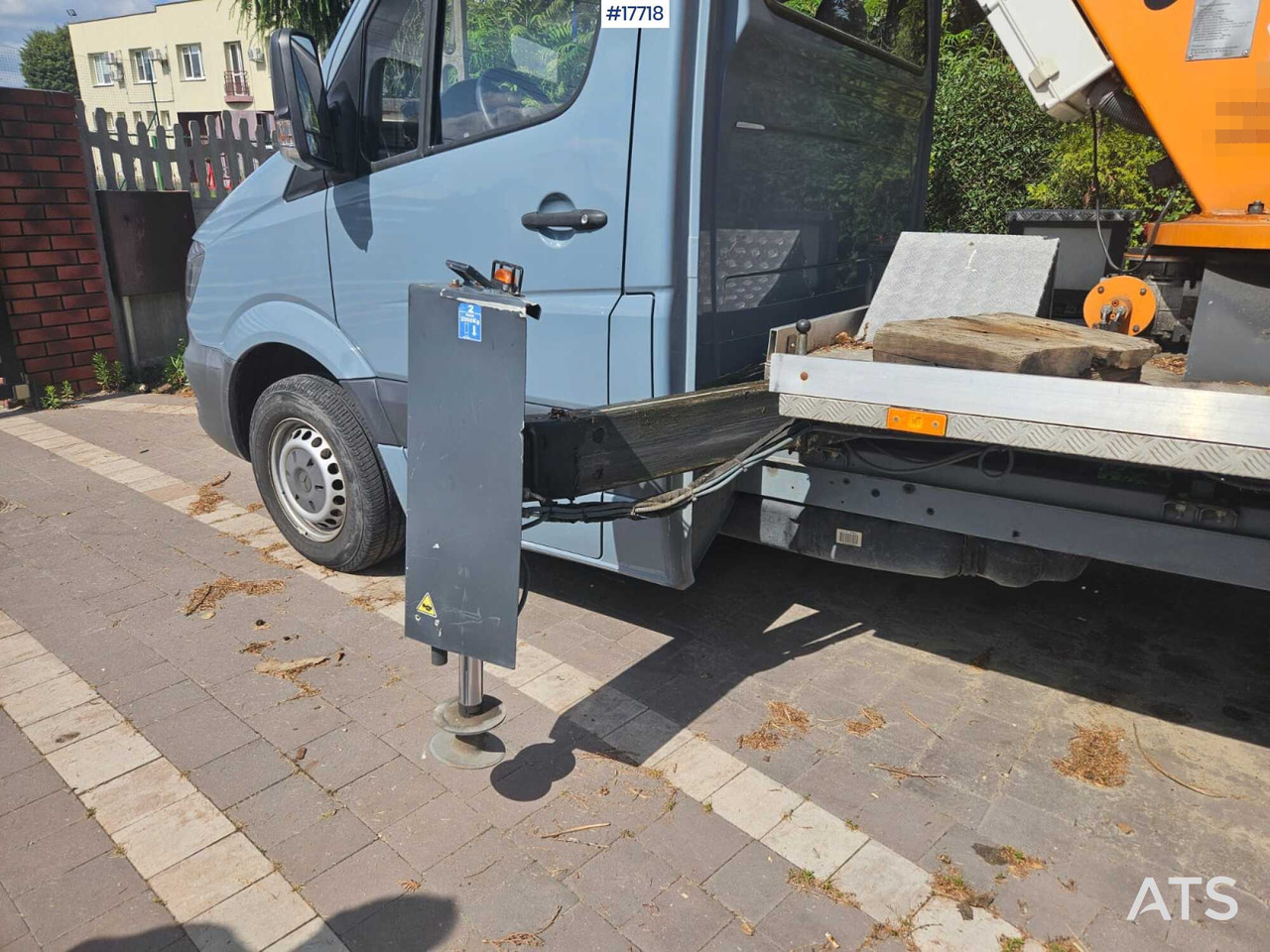 Camión con plataforma elevadora 2014 Mercedes-Benz Sprinter: foto 8 Camión con plataforma elevadora 2014 Mercedes-Benz Sprinter: foto 8