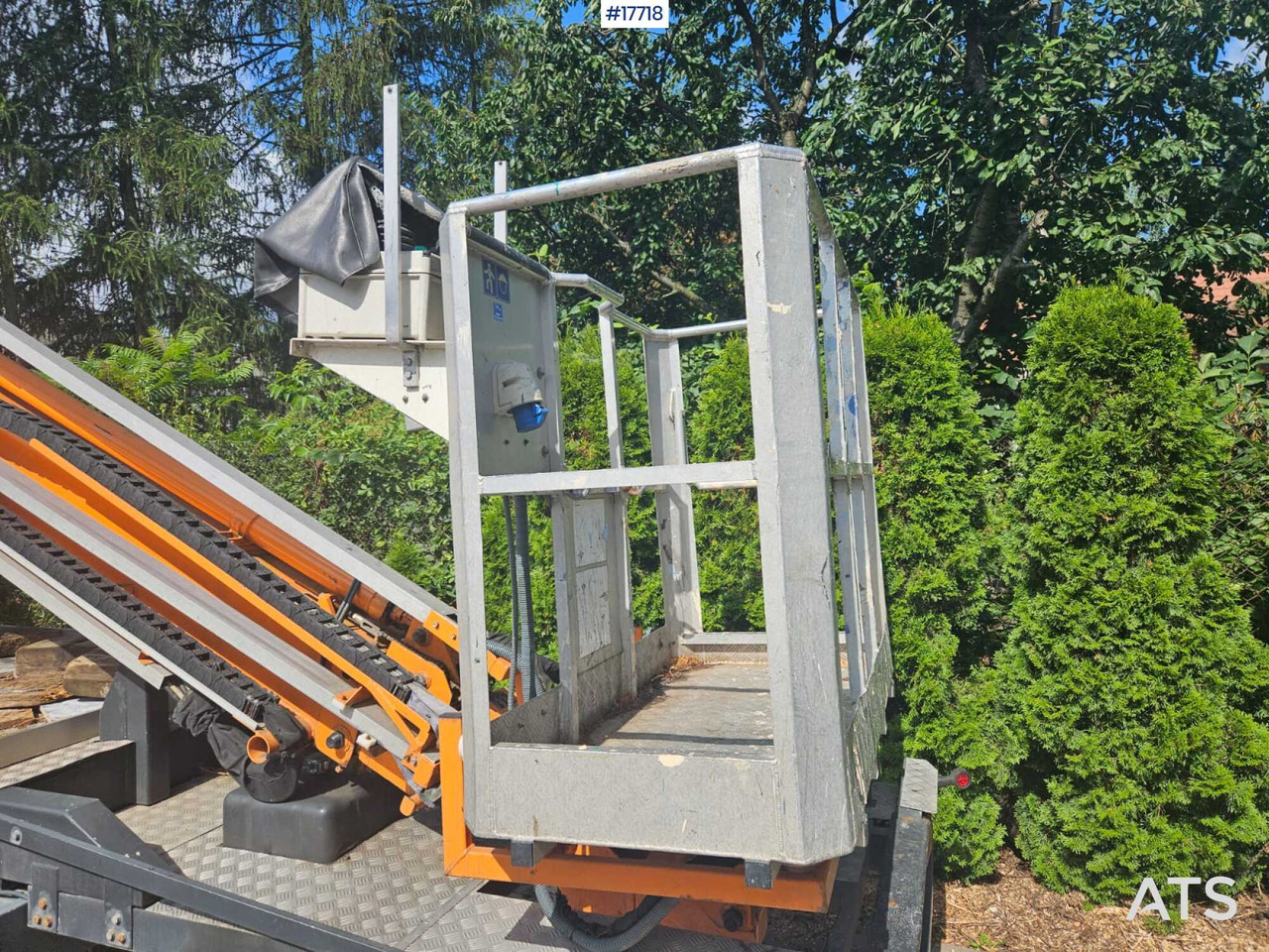 Camión con plataforma elevadora 2014 Mercedes-Benz Sprinter: foto 16 Camión con plataforma elevadora 2014 Mercedes-Benz Sprinter: foto 16