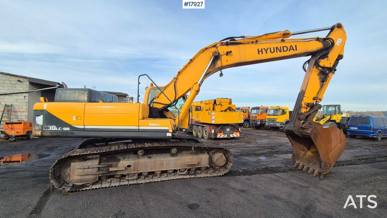 Hyundai 330LC-9A Crawler Excavator (2015) - Excavadora de cadenas: foto 3 Hyundai 330LC-9A Crawler Excavator (2015) - Excavadora de cadenas: foto 3