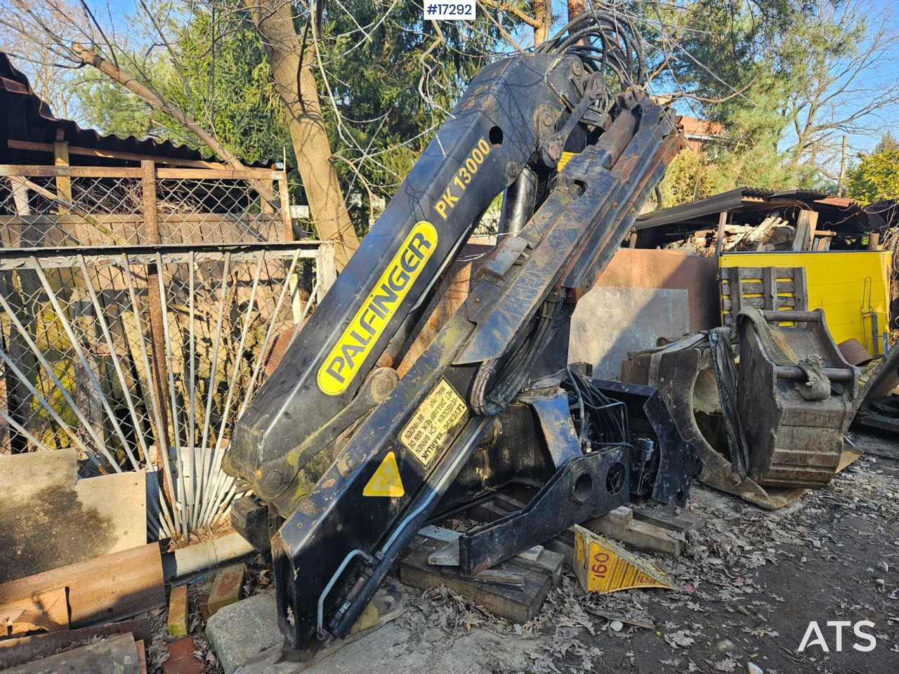 PALFINGER PK 13000 hydraulic crane (1997) - Grúa para camión: foto 2 PALFINGER PK 13000 hydraulic crane (1997) - Grúa para camión: foto 2