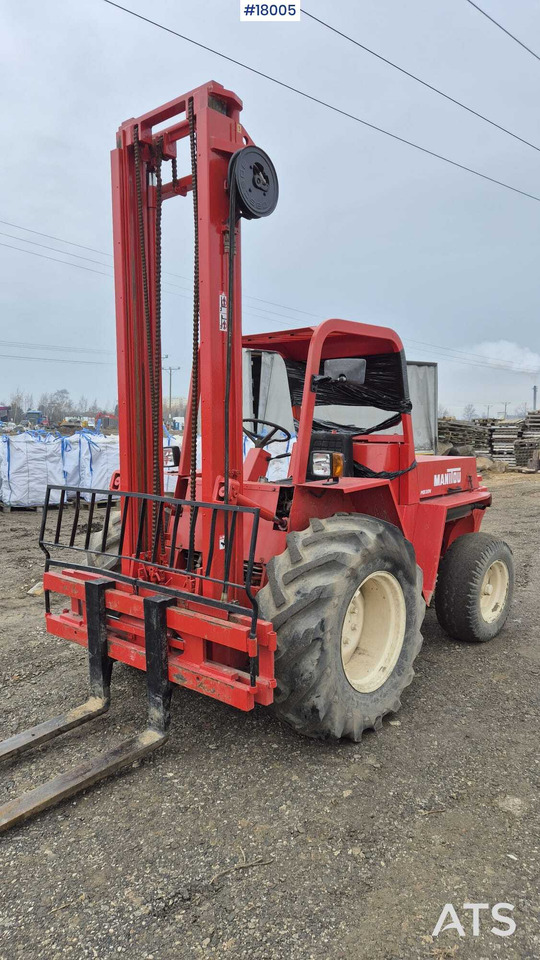 Rough terrain forklift MANITOU MB 30N (1993) - Carretilla todo terreno: foto 4 Rough terrain forklift MANITOU MB 30N (1993) - Carretilla todo terreno: foto 4