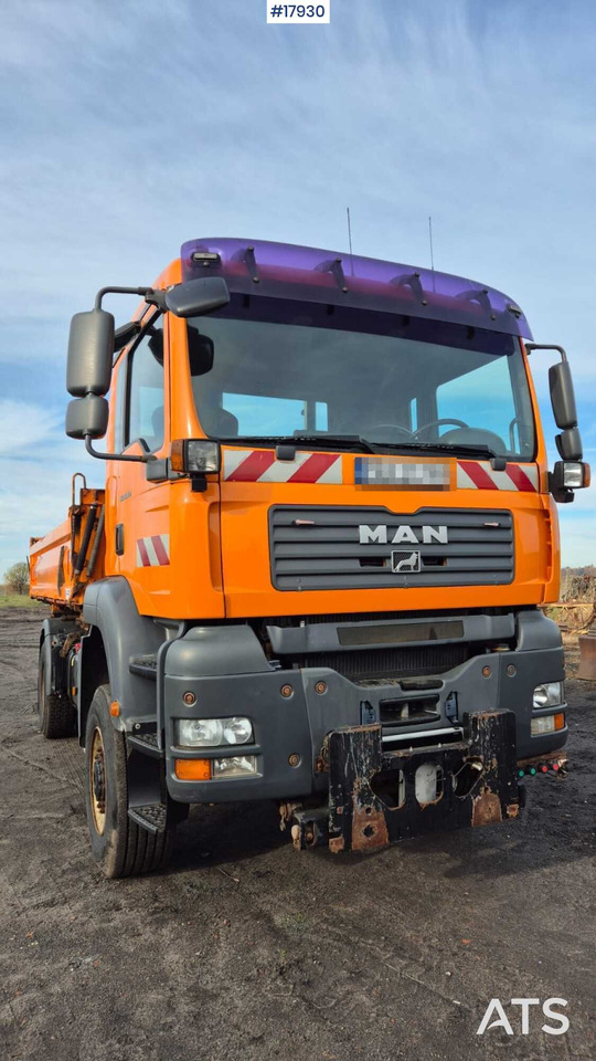 Tipper/sand spreader MAN TGA 18.320 (2007) - Camión volquete: foto 4 Tipper/sand spreader MAN TGA 18.320 (2007) - Camión volquete: foto 4