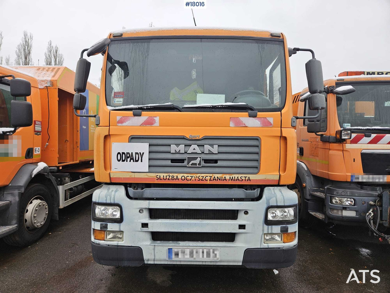 Truck MAN TGA 26.320 (2007) with EKOCEL MEDIUM XL garbage truck body. - Camión de basura: foto 2 Truck MAN TGA 26.320 (2007) with EKOCEL MEDIUM XL garbage truck body. - Camión de basura: foto 2