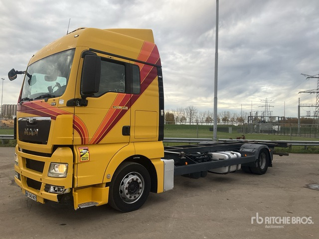 2014 MAN TGX 18.400 4x2 Sleeper Container Truck - Camión portacontenedore/ Intercambiable: foto 2 2014 MAN TGX 18.400 4x2 Sleeper Container Truck - Camión portacontenedore/ Intercambiable: foto 2