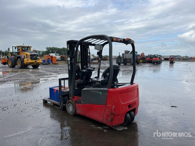 2015 Manitou ME318-48V Electric Forklift - Carretilla elevadora eléctrica: foto 4 2015 Manitou ME318-48V Electric Forklift - Carretilla elevadora eléctrica: foto 4
