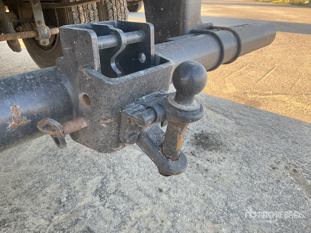 2016 Iveco Eurocargo 75E16S 4x2 S/A Dump Truck - Camión volquete: foto 5 2016 Iveco Eurocargo 75E16S 4x2 S/A Dump Truck - Camión volquete: foto 5