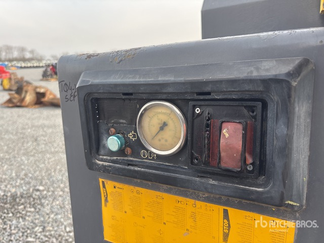 2017 Atlas Copco XAHS186 Mobile (Inoperable) Air Compressor - Compresor de aire: foto 5 2017 Atlas Copco XAHS186 Mobile (Inoperable) Air Compressor - Compresor de aire: foto 5