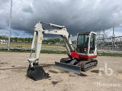 TAKEUCHI TB150C - Excavadora de cadenas: foto 1 TAKEUCHI TB150C - Excavadora de cadenas: foto 1
