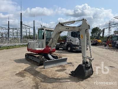 TAKEUCHI TB150C - Excavadora de cadenas: foto 4 TAKEUCHI TB150C - Excavadora de cadenas: foto 4