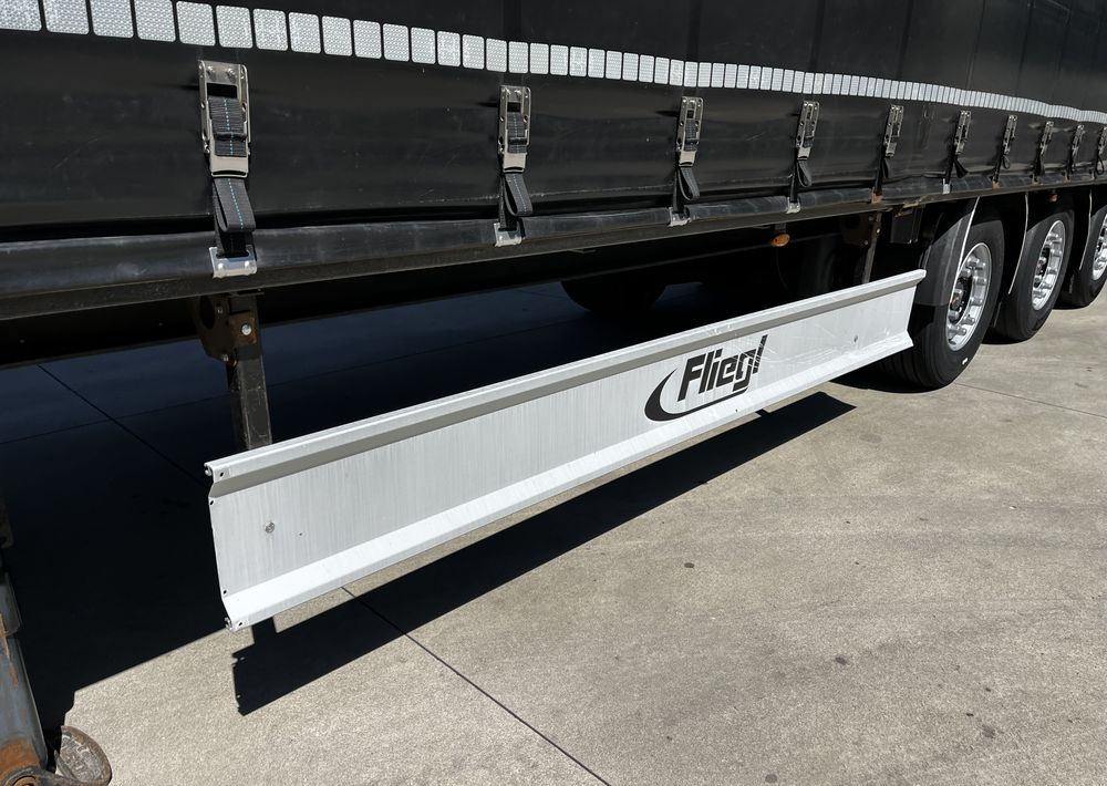 Semirremolque lona Fliegl Firanka Mega // 2017 Rok // SAF // Ocynk // Oś podnoszona //: foto 10 Semirremolque lona Fliegl Firanka Mega // 2017 Rok // SAF // Ocynk // Oś podnoszona //: foto 10