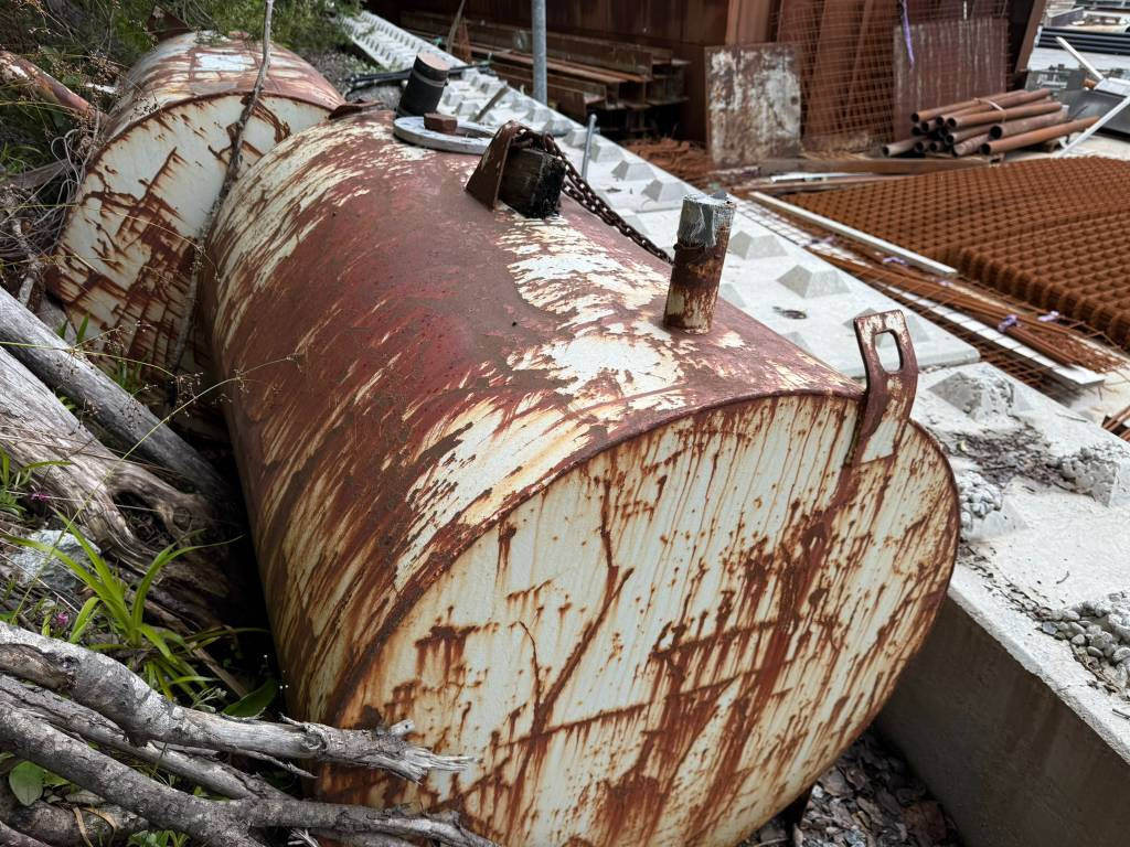 Annet Diesel tank 1000 liter - Tanque de almacenamiento: foto 5 Annet Diesel tank 1000 liter - Tanque de almacenamiento: foto 5