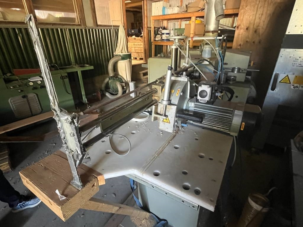 Annet GRAULE QNF Crosscut saw with TigerStop TS 4.8 L Au - Máquina herramienta: foto 5 Annet GRAULE QNF Crosscut saw with TigerStop TS 4.8 L Au - Máquina herramienta: foto 5