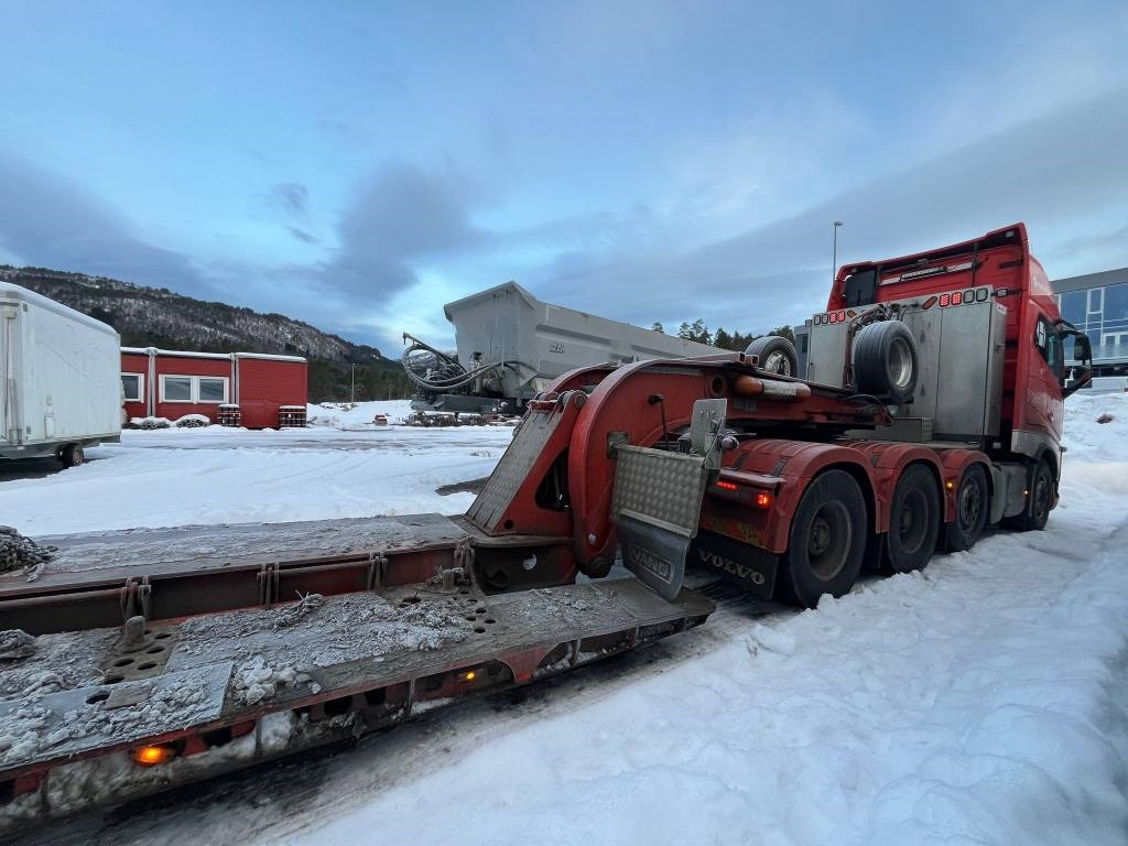 Vang ATHLS 3+1 Volvo FH16 750 Heavy Haul 8x2 - Semirremolque góndola rebajadas: foto 2 Vang ATHLS 3+1 Volvo FH16 750 Heavy Haul 8x2 - Semirremolque góndola rebajadas: foto 2