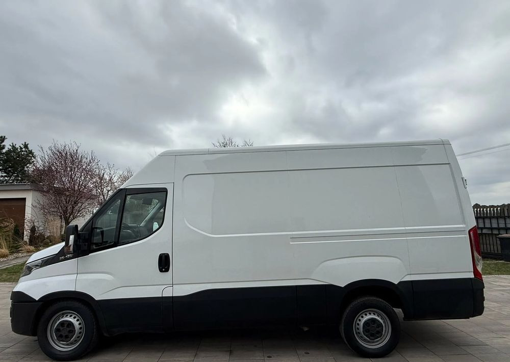 Iveco Daily 35S13 - Furgón: foto 5 Iveco Daily 35S13 - Furgón: foto 5