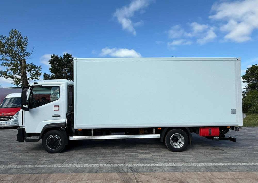 Renault D7.5 - Camión caja cerrada: foto 5 Renault D7.5 - Camión caja cerrada: foto 5