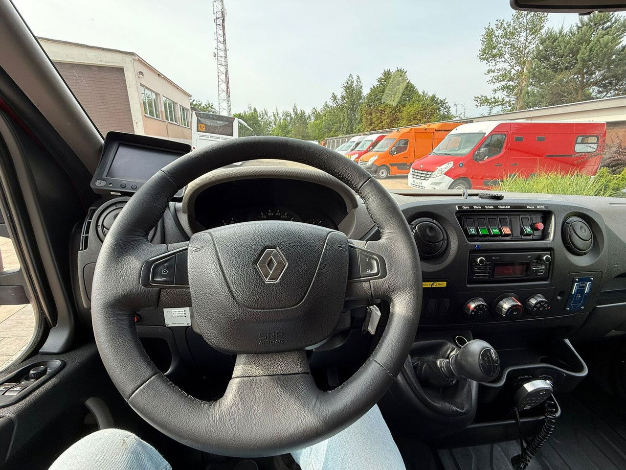 Ambulancia Renault Master Karetka Ambulans pogotowie kontenerowe: foto 11