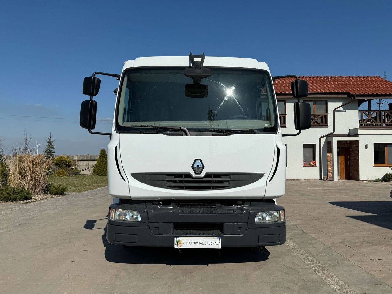 Renault Midlum 220 - Camión chasis: foto 2 Renault Midlum 220 - Camión chasis: foto 2