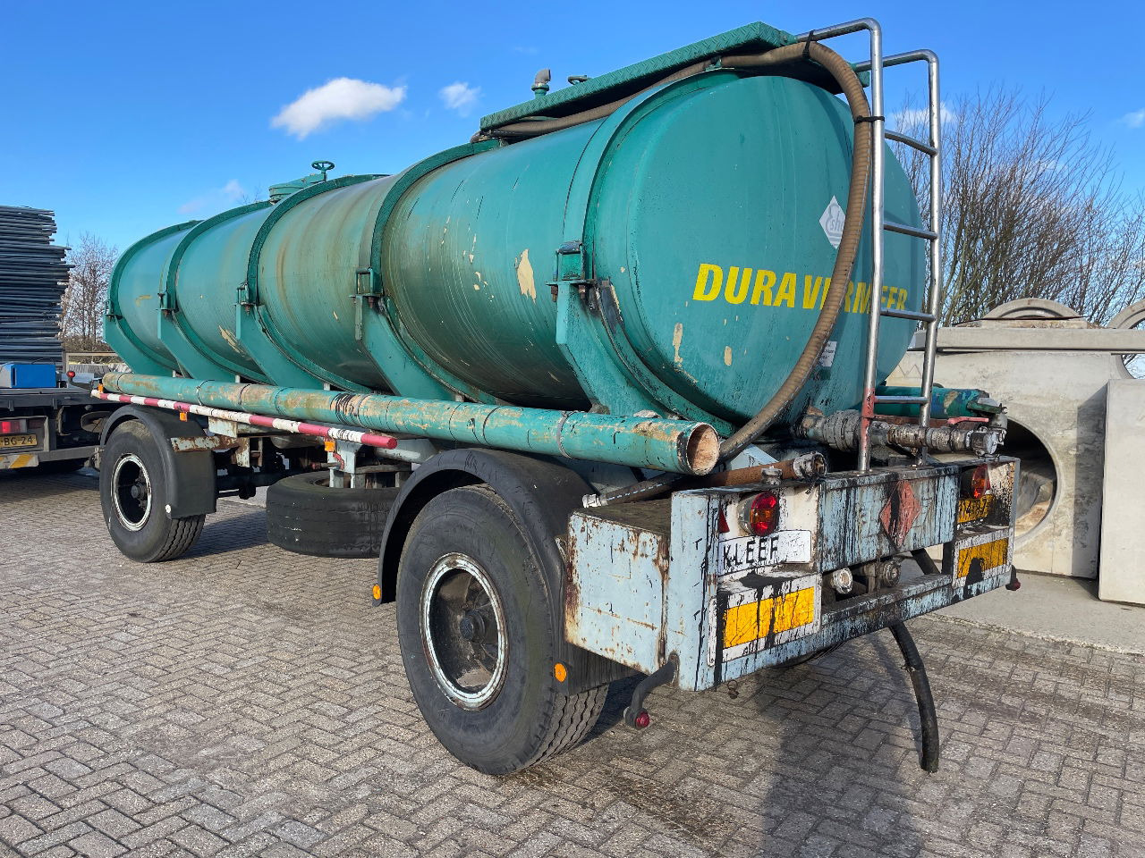 Burg Bitumen tank inox 14.000L - Remolque cisterna: foto 2 Burg Bitumen tank inox 14.000L - Remolque cisterna: foto 2