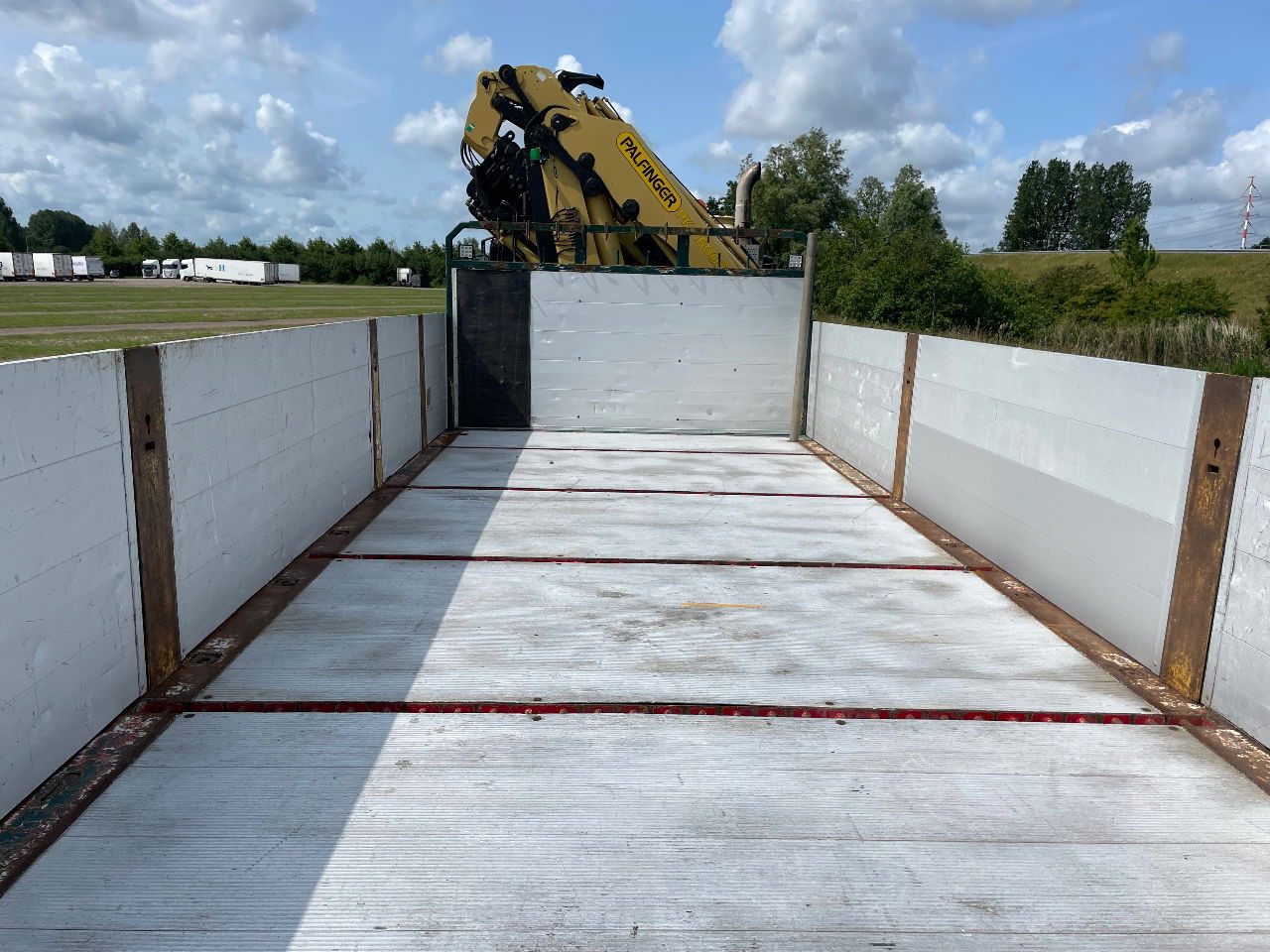 Camión grúa DAF CF 85.360 CF with Palfinger PK26002 with jib crane: foto 14