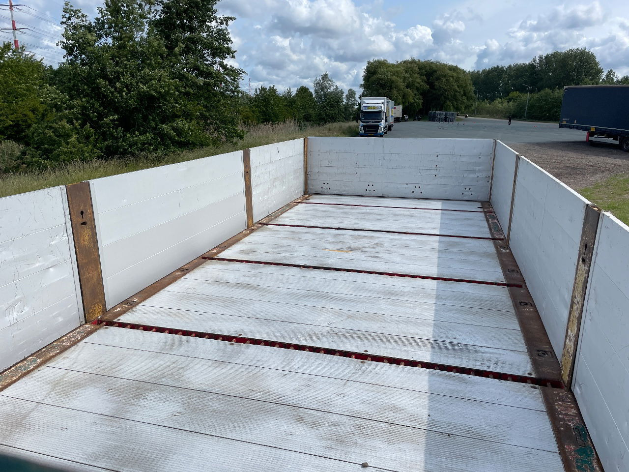 Camión grúa DAF CF 85.360 CF with Palfinger PK26002 with jib crane: foto 12