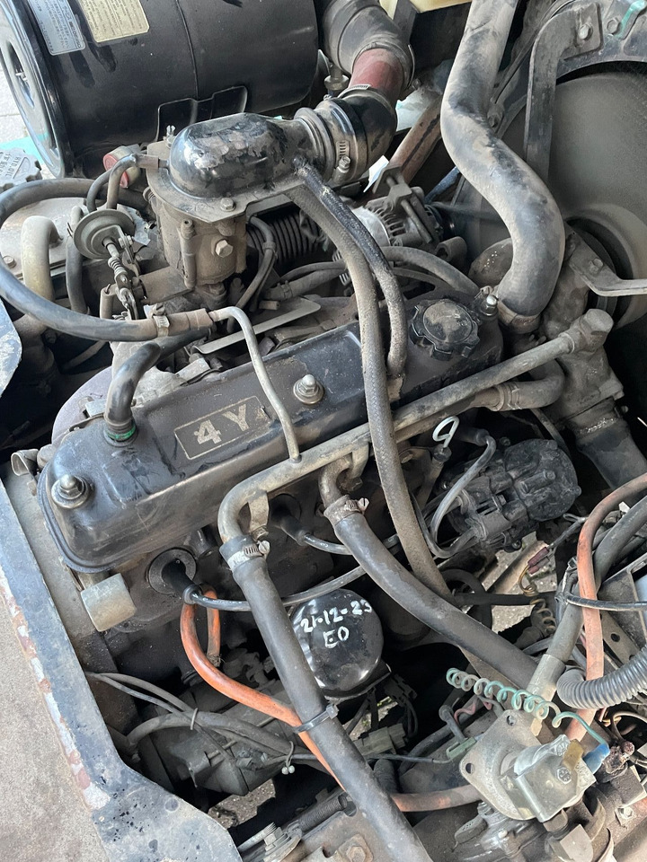 Carretilla elevadora Toyota 42 5fgf25 2.5 Toyota heftruck LPG Triplo: foto 9