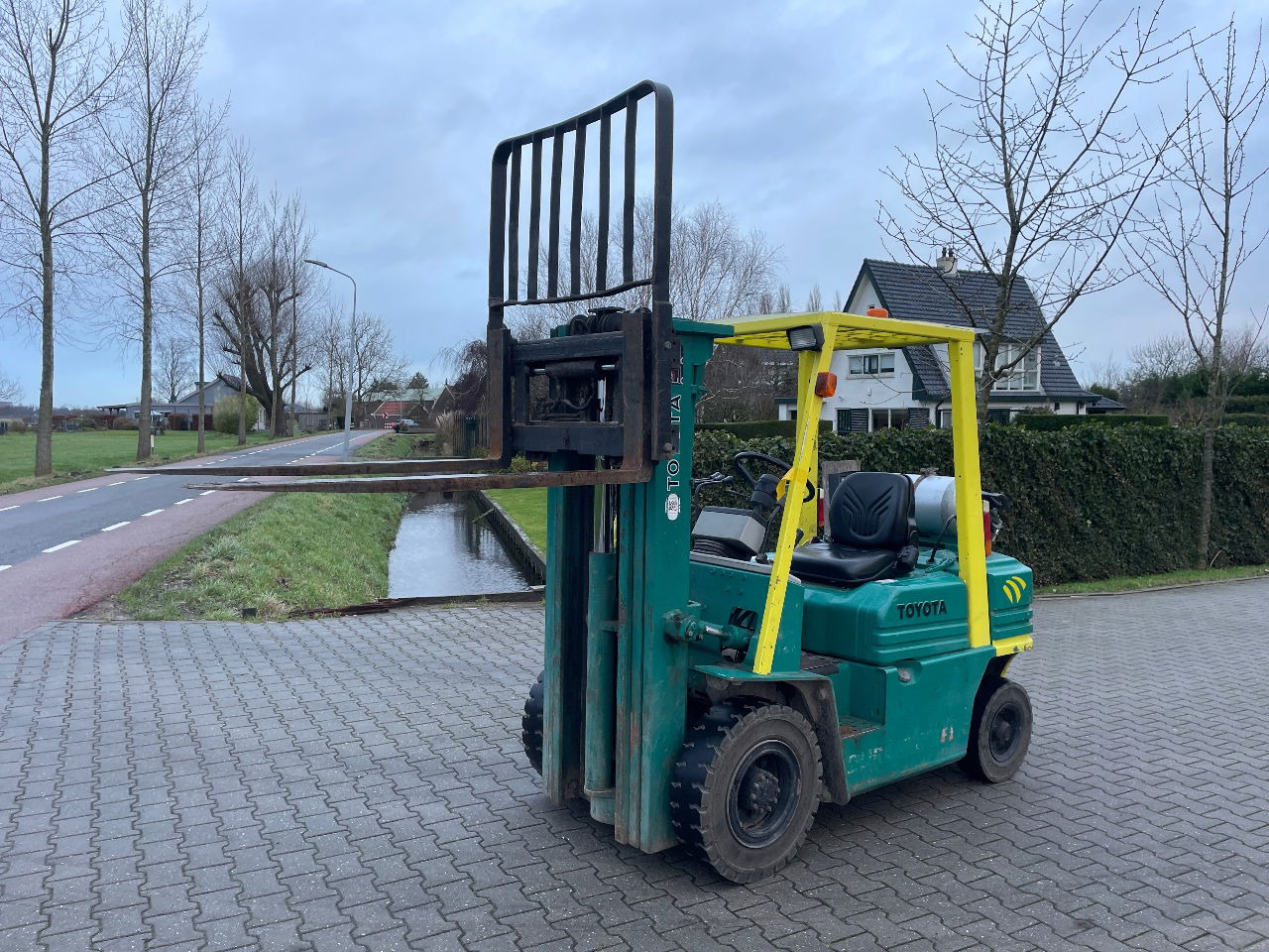 Carretilla elevadora Toyota 42 5fgf25 2.5 Toyota heftruck LPG Triplo: foto 6
