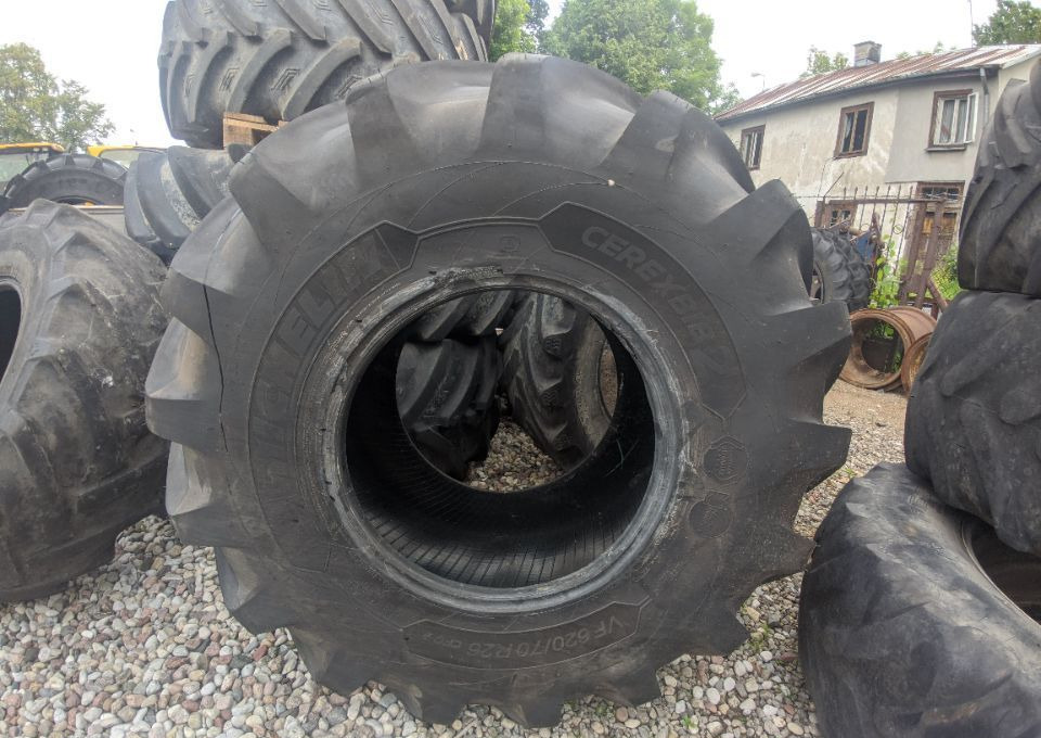 Michelin Machxbib 600/70 r30, NOWA - Neumático: foto 1 Michelin Machxbib 600/70 r30, NOWA - Neumático: foto 1