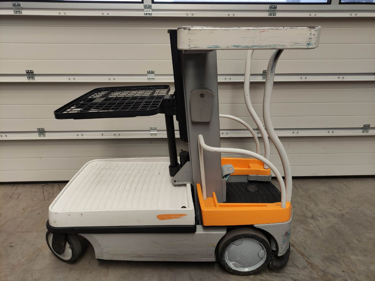 Crown WAV50-118 - Recoge pedidos: foto 1 Crown WAV50-118 - Recoge pedidos: foto 1