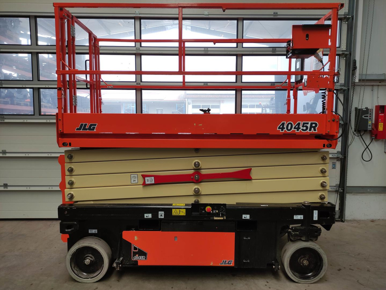 JLG 4045R - Plataforma de tijeras: foto 2 JLG 4045R - Plataforma de tijeras: foto 2