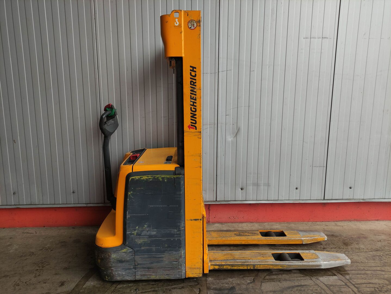 Jungheinrich EJC 216 - Apilador: foto 2 Jungheinrich EJC 216 - Apilador: foto 2