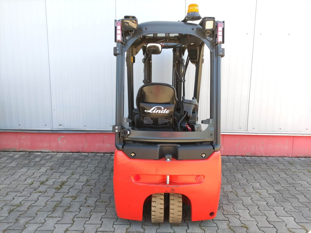 Linde E16C-02-386 EVO - Carretilla elevadora eléctrica: foto 4 Linde E16C-02-386 EVO - Carretilla elevadora eléctrica: foto 4