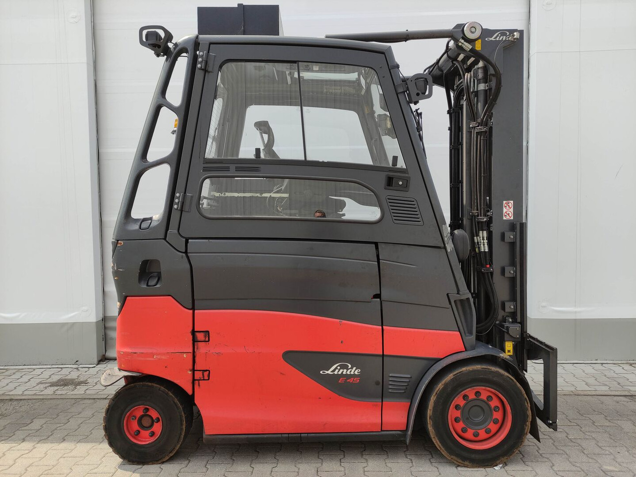 Linde E45HL-01-/600-388 - Carretilla elevadora eléctrica: foto 2 Linde E45HL-01-/600-388 - Carretilla elevadora eléctrica: foto 2