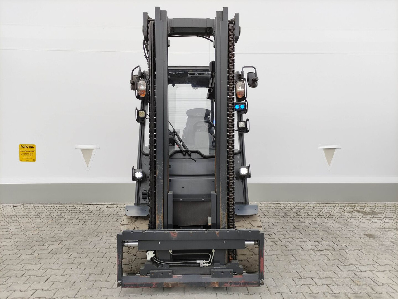 Linde E50HL-01-388 - Carretilla elevadora eléctrica: foto 3 Linde E50HL-01-388 - Carretilla elevadora eléctrica: foto 3