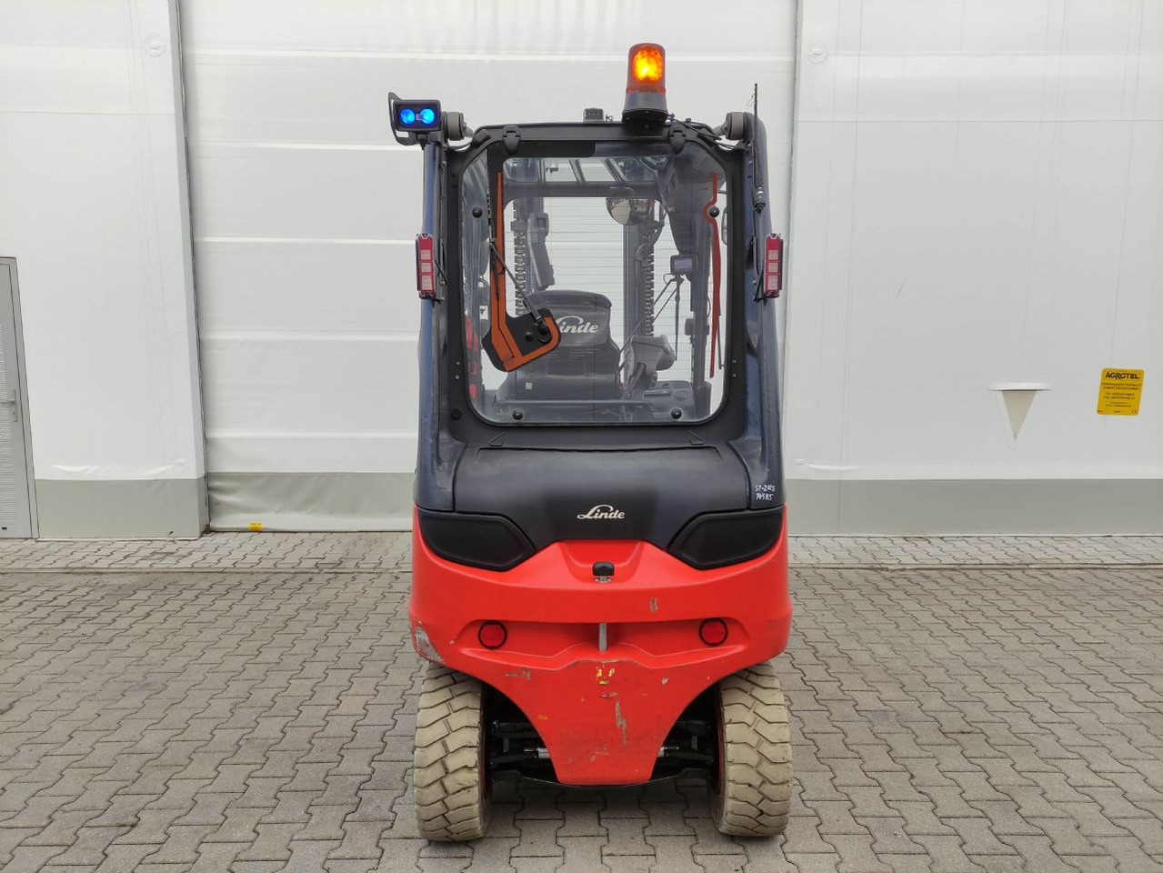 Linde E50HL-01-388 - Carretilla elevadora eléctrica: foto 4 Linde E50HL-01-388 - Carretilla elevadora eléctrica: foto 4