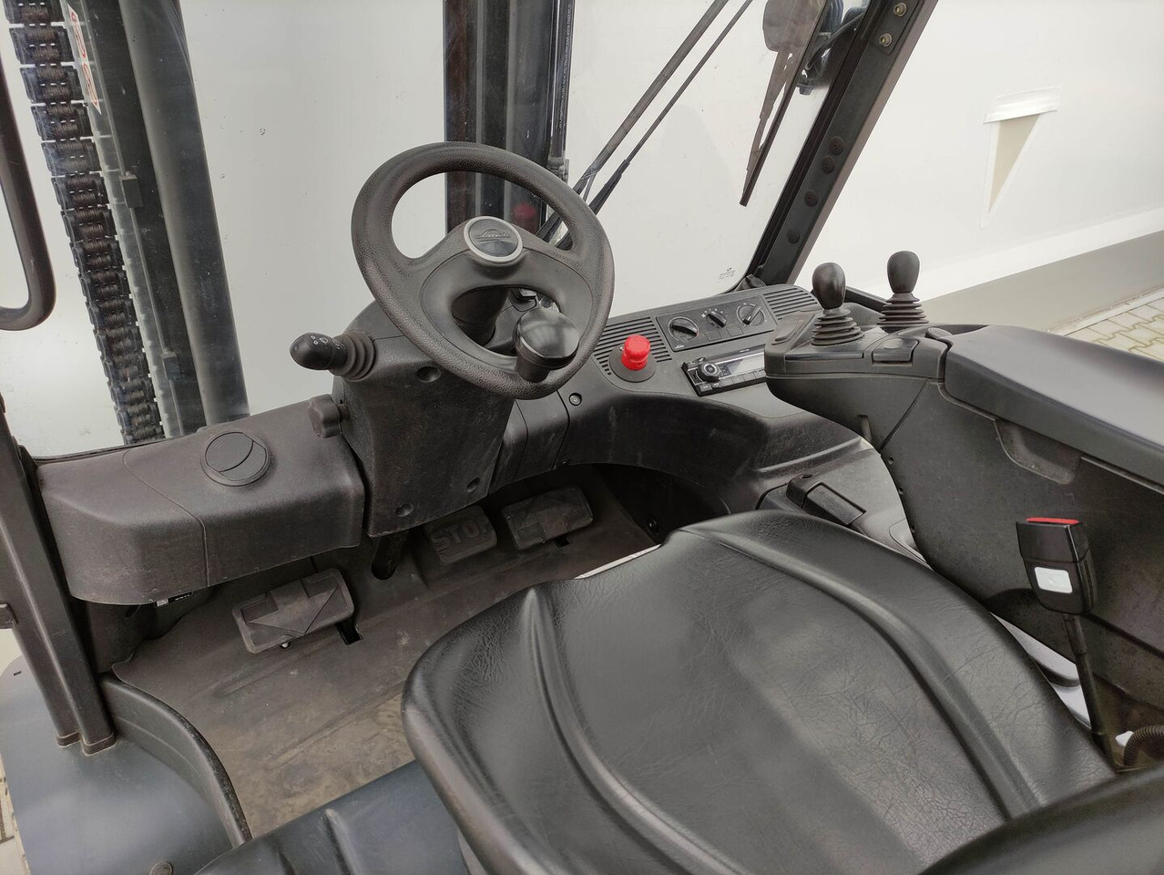 Linde E50HL-01-388 - Carretilla elevadora eléctrica: foto 5 Linde E50HL-01-388 - Carretilla elevadora eléctrica: foto 5