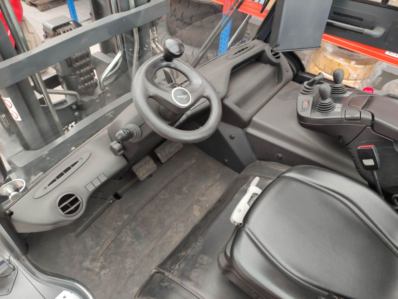 Linde E70-01-127 - Carretilla elevadora eléctrica: foto 5 Linde E70-01-127 - Carretilla elevadora eléctrica: foto 5