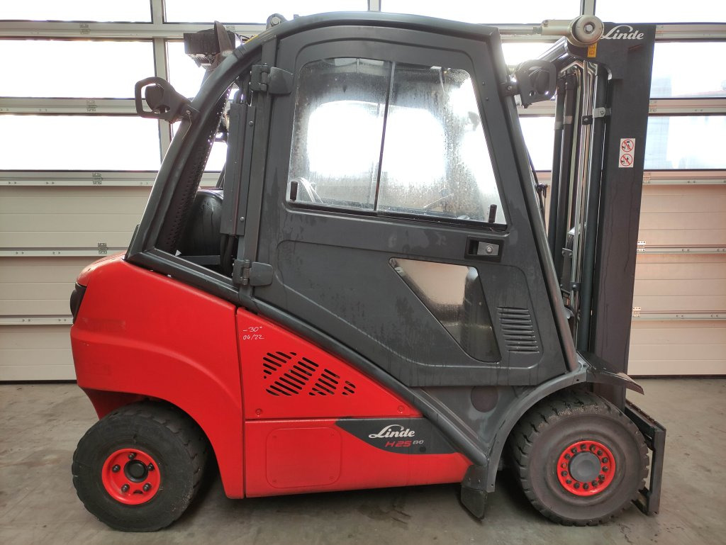 Linde H25T-02-392 EVO - Carretilla elevadora: foto 2 Linde H25T-02-392 EVO - Carretilla elevadora: foto 2
