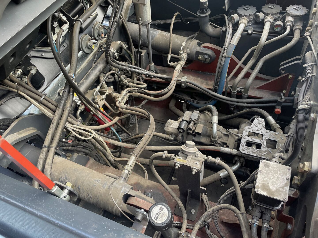 Linde HT160DS-1411 - Carretilla elevadora diésel: foto 2 Linde HT160DS-1411 - Carretilla elevadora diésel: foto 2