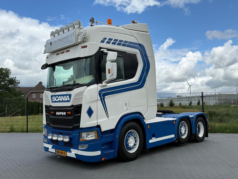 Scania R450 SHOW TRUCK, INTERIOR, STEERING, RETARDER, 570.000 KM. - Cabeza tractora: foto 3 Scania R450 SHOW TRUCK, INTERIOR, STEERING, RETARDER, 570.000 KM. - Cabeza tractora: foto 3