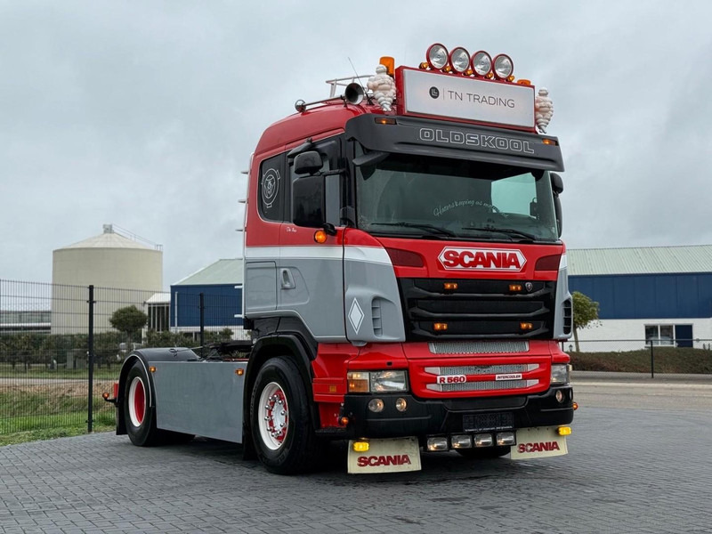 Scania R560 V8 SHOW, TOP, LEREN STOELEN, RETARDER, HANDGESCHAKELD. - Cabeza tractora: foto 1 Scania R560 V8 SHOW, TOP, LEREN STOELEN, RETARDER, HANDGESCHAKELD. - Cabeza tractora: foto 1