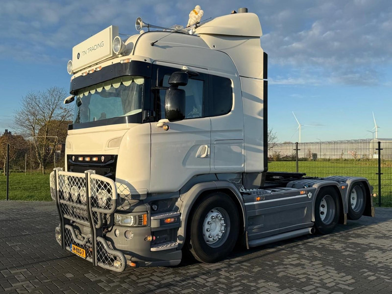 Scania R580 VOLLE SHOWTRUCK, VOLLUCHT, OPEN UITLAAT, INTERIEUR. - Cabeza tractora: foto 3 Scania R580 VOLLE SHOWTRUCK, VOLLUCHT, OPEN UITLAAT, INTERIEUR. - Cabeza tractora: foto 3